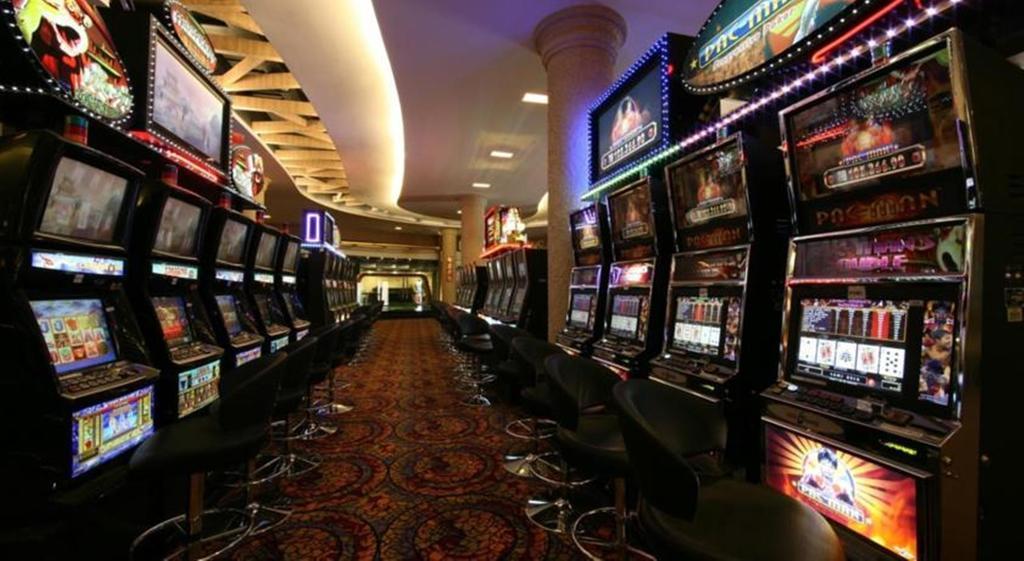 Grand Diamond City Hotel & Casino Poipet Exterior photo